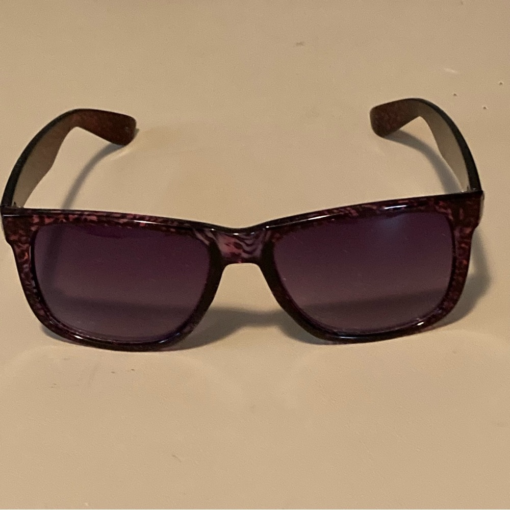 Vintage Purple Y2K 90s Style Zebra Swirl Sunglasses